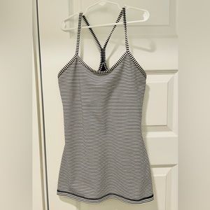 Lululemon size 6 tank